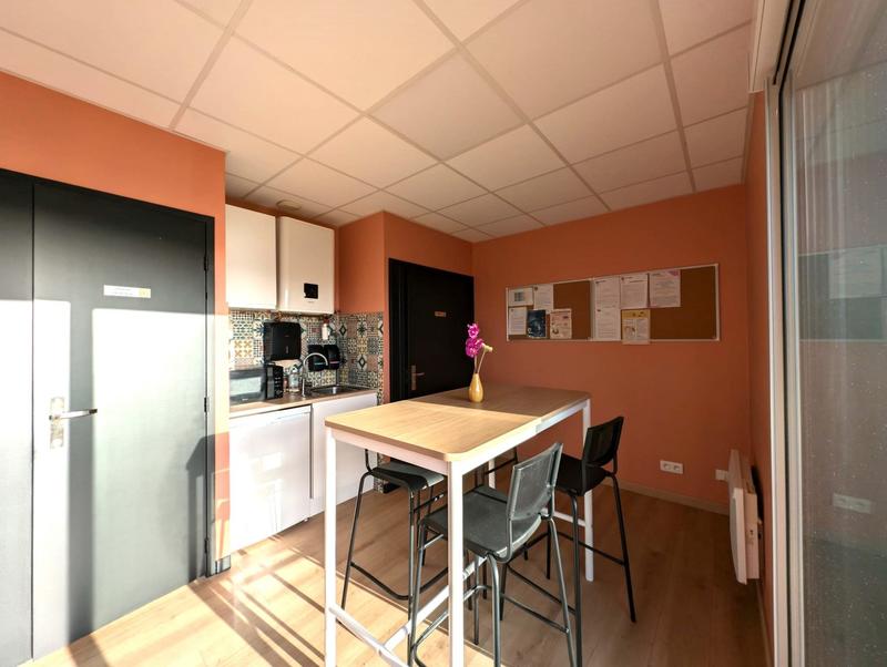 Local d'activités - 450 m²