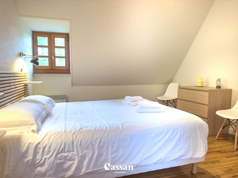 Maison - 290 m² - 14 pièces