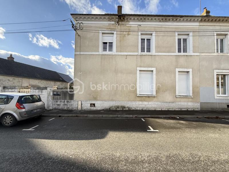 Immeuble - 134 m² - 8 pièces