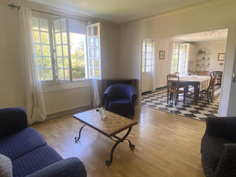 Maison - 141 m² - 7 pièces