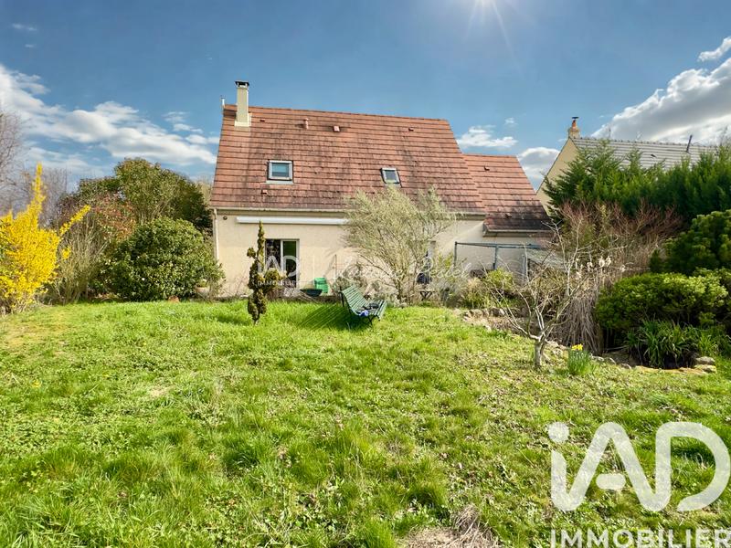 Maison - 97 m² - 5 pièces