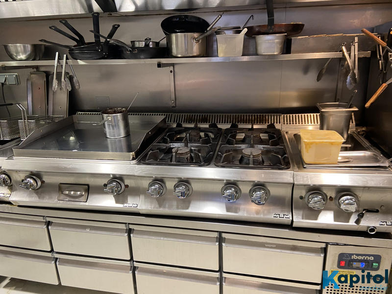 Fonds de commerce - Hôtellerie / Restauration - 122 m²