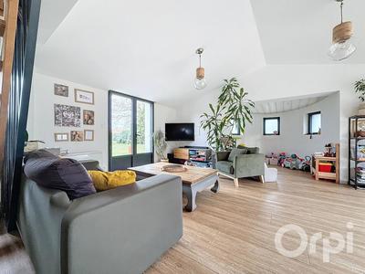 Maison - 120 m² - 4 pièces