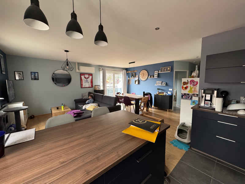 Appartement - 70 m² - 3 pièces