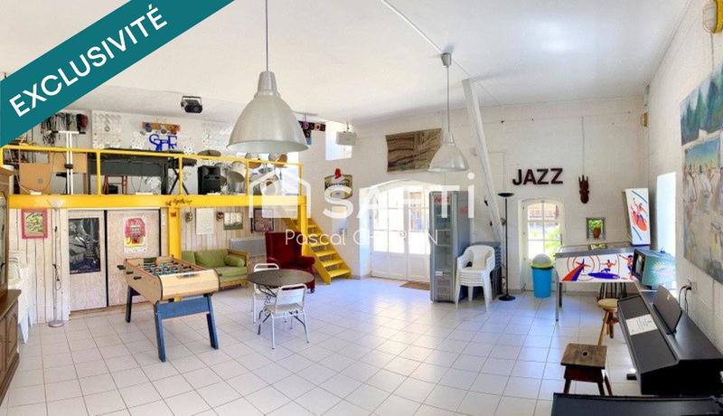 Maison - 344 m² - 11 pièces