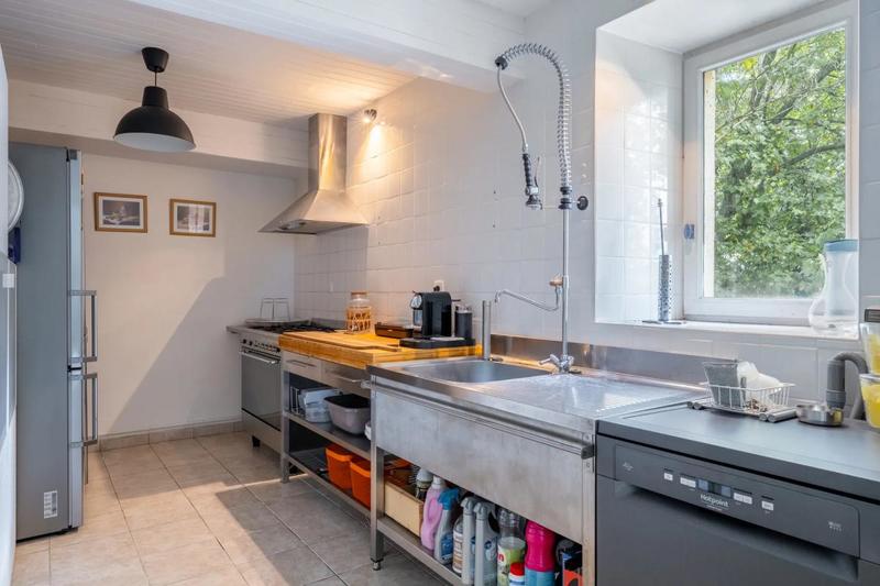 Château - 600 m² - 12 pièces