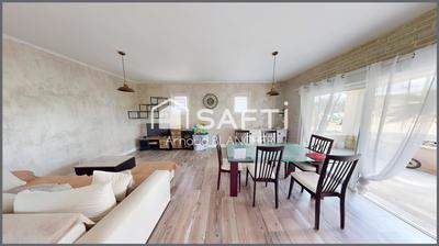 Maison - 141 m² - 8 pièces