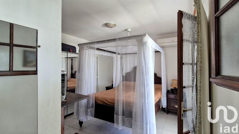 Maison - 246 m² - 10 pièces