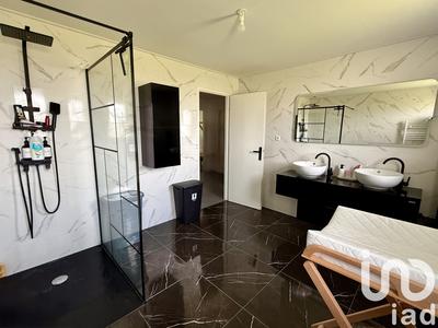 Maison - 96 m² - 4 pièces