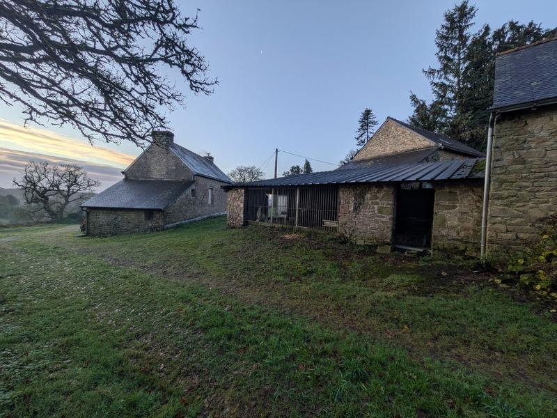 Propriété - 150 m² - 8 pièces