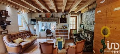 Maison - 212 m² - 12 pièces