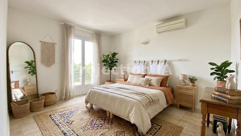 Maison - 195 m² - 8 pièces