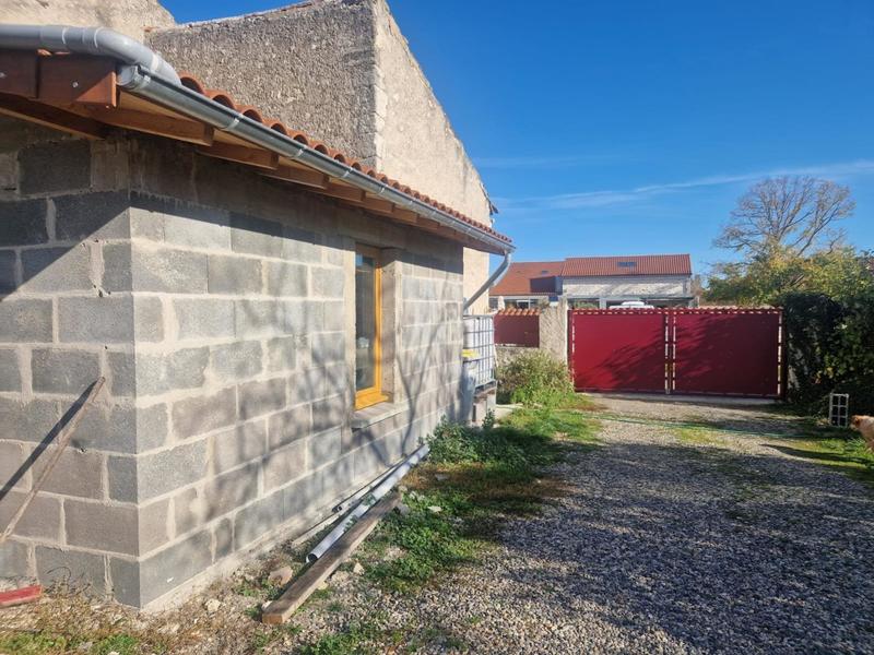 Maison - 96 m² - 3 pièces