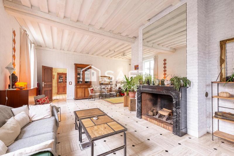 Maison - 352 m² - 9 pièces