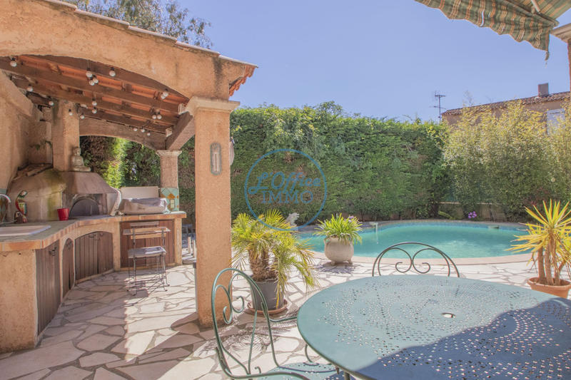 Maison - 118 m² - 5 pièces