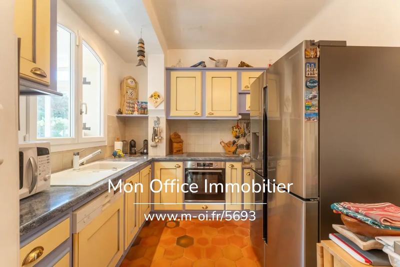 Villa - 180 m² - 6 pièces