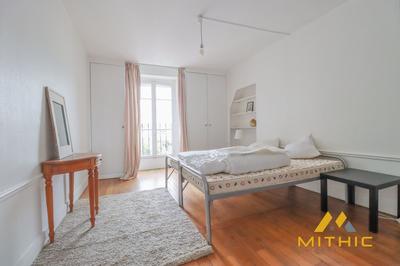Appartement - 139 m² - 5 pièces