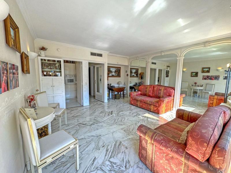 Studio - 35 m² - 1 pièce