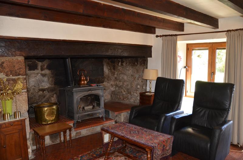 Maison en pierre - 104 m² - 5 pièces