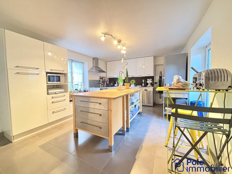 Maison ancienne - 152 m² - 6 pièces