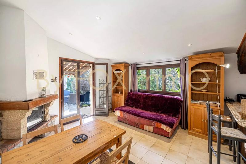 Villa - 220 m² - 7 pièces