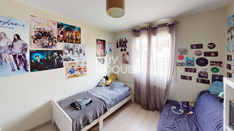 Maison - 95 m² - 5 pièces