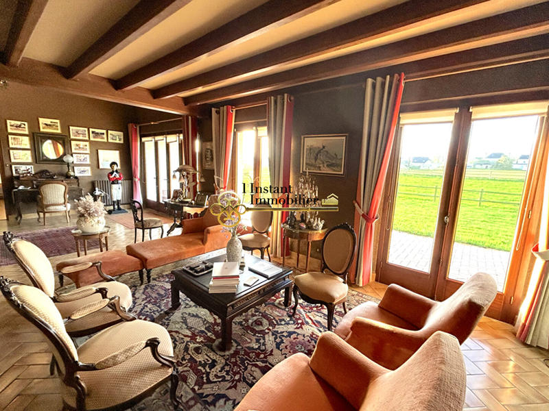 Demeure - 240 m² - 5 pièces