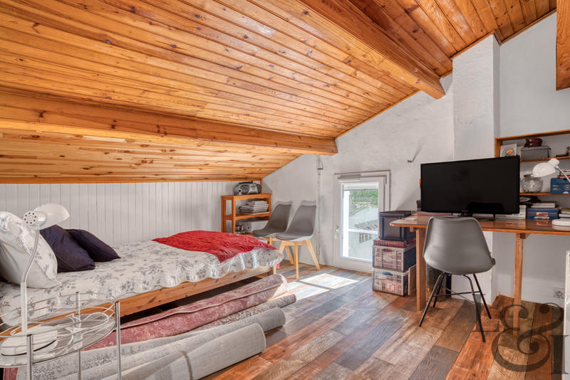 Maison - 102 m² - 6 pièces