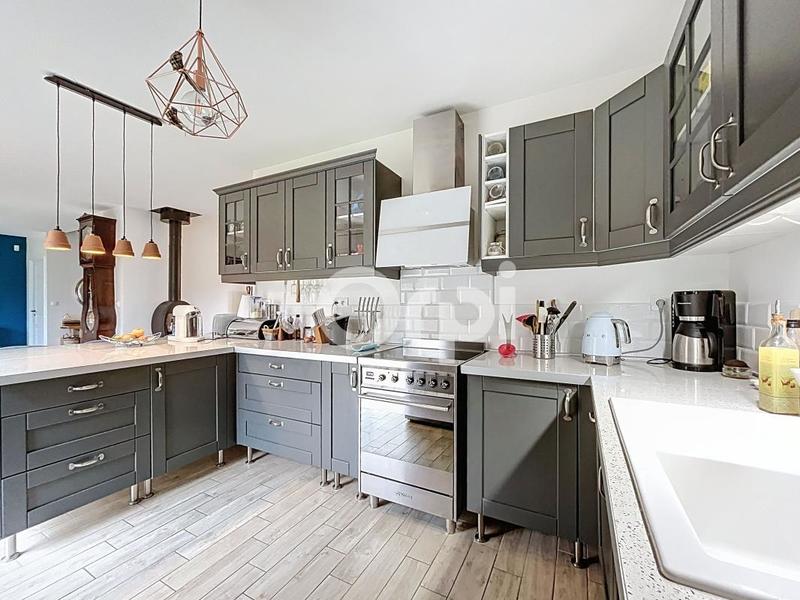 Maison - 159 m² - 7 pièces