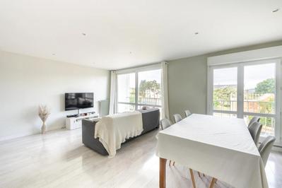 Appartement - 87 m² - 4 pièces