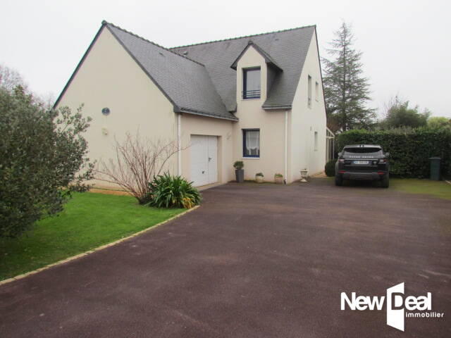 Propriété - 228 m² - 7 pièces