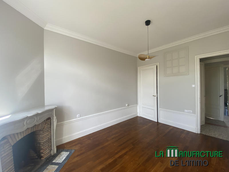 Appartement - 100 m² - 5 pièces