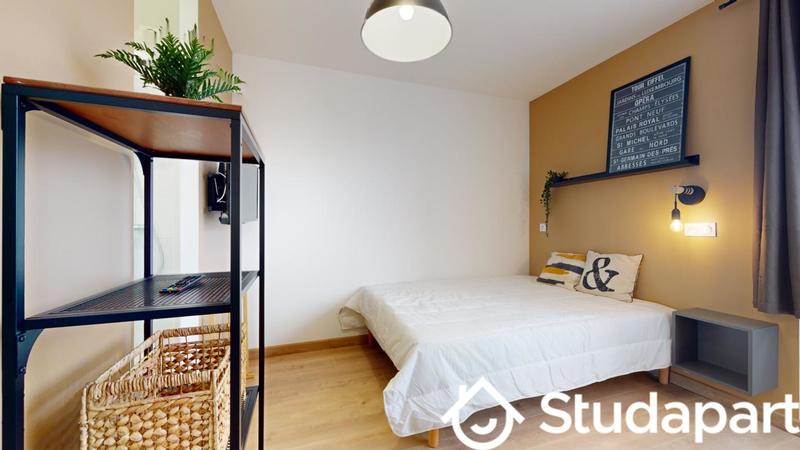 Chambre - 9 m² - 1 pièce