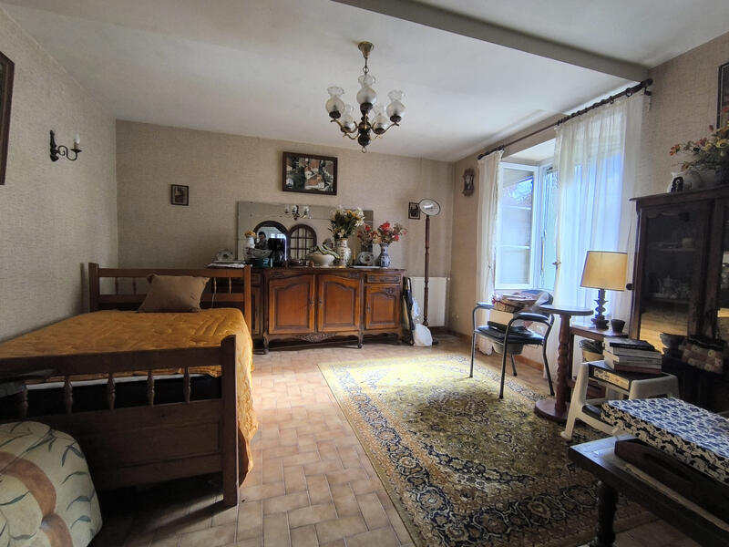 Maison - 142 m² - 6 pièces