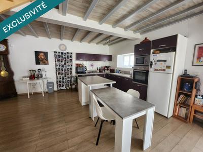 Maison - 347 m² - 16 pièces