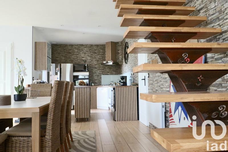 Maison - 134 m² - 5 pièces