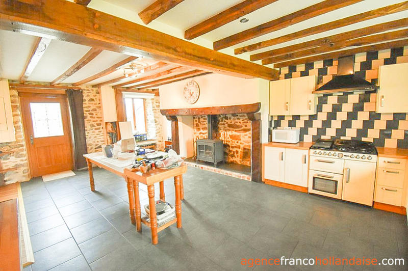 Maison - 223 m² - 6 pièces