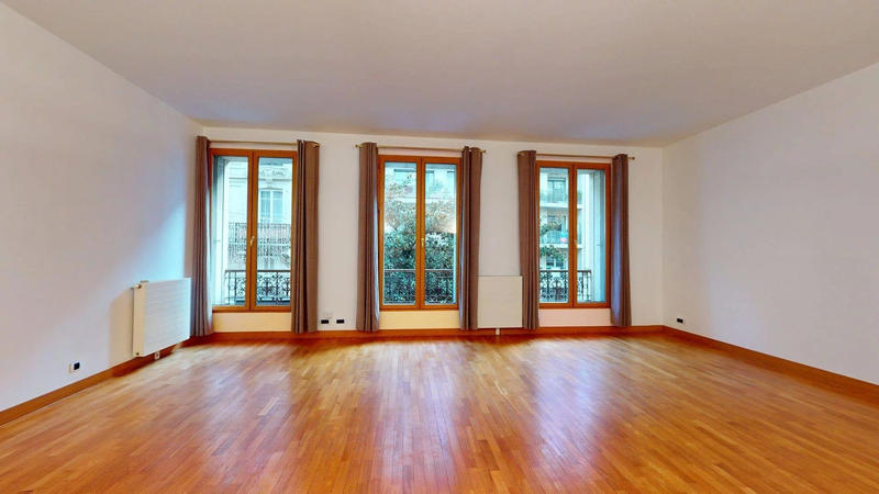 Appartement - 120 m² - 4 pièces