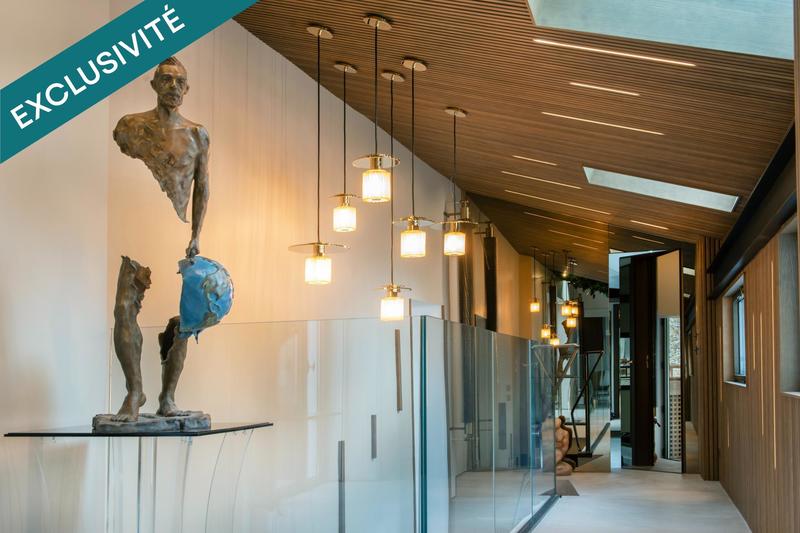 Appartement - 283 m² - 9 pièces