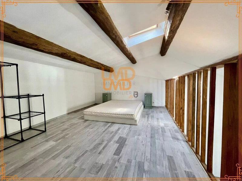 Maison de maîtres - 247 m² - 14 pièces