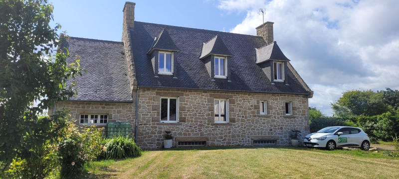 Maison - 145 m² - 9 pièces