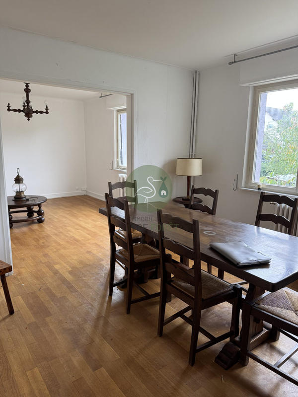 Maison - 90 m² - 4 pièces