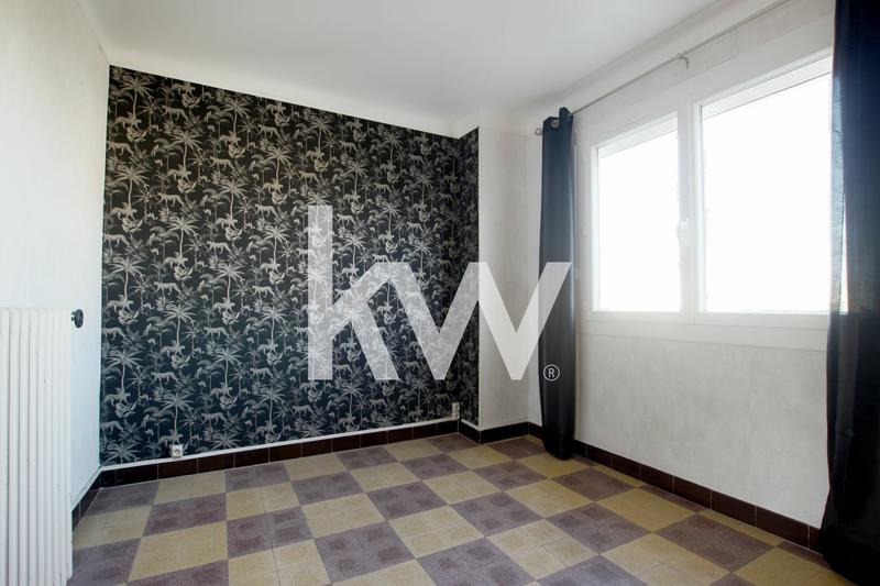 Maison - 80 m² - 5 pièces