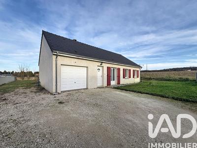 Maison - 93 m² - 5 pièces