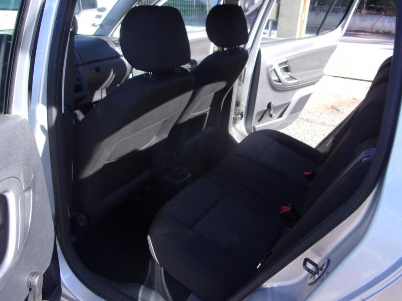 Skoda Fabia 1,6 Tdi 90cv 5Ptes Ambition