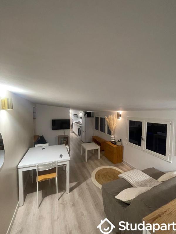 Appartement - 16 m² - 2 pièces