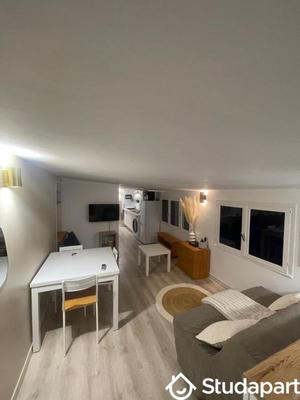 Appartement - 16 m² - 2 pièces