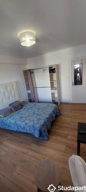 Chambre - 12 m² - 1 pièce