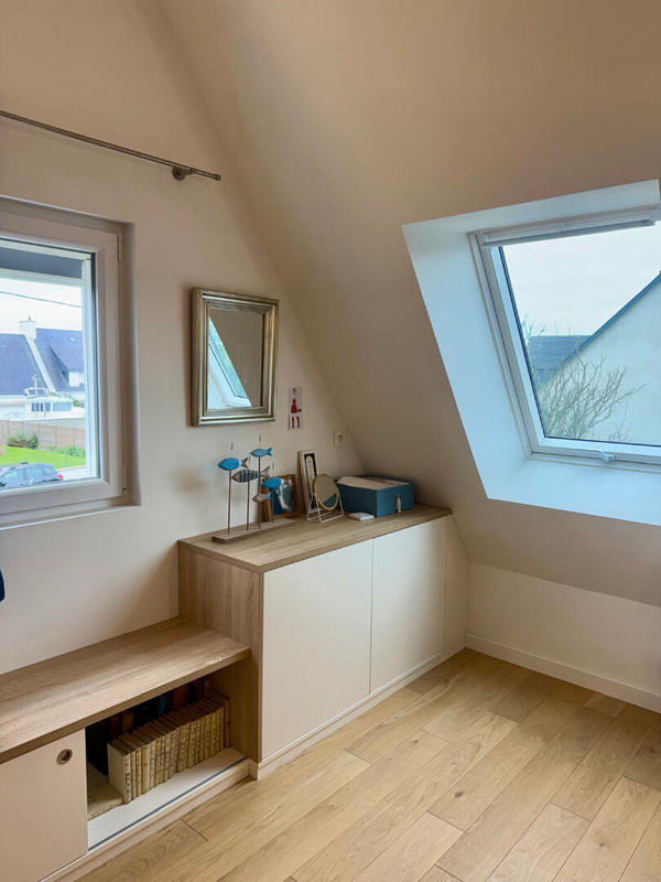 Maison - 121 m² - 8 pièces