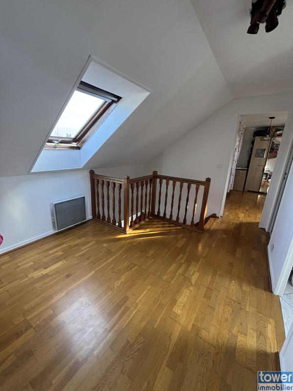 Maison - 142 m² - 6 pièces